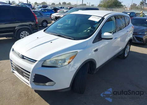 2014 Ford Escape Se from USA, damaged, VIN 1FMCU0G98EUB85190